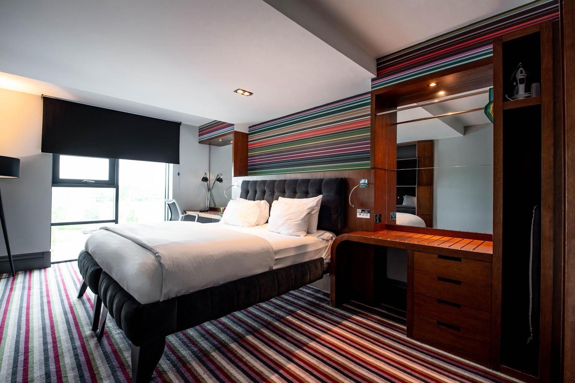 Village Hotel Manchester Ashton Екстериор снимка