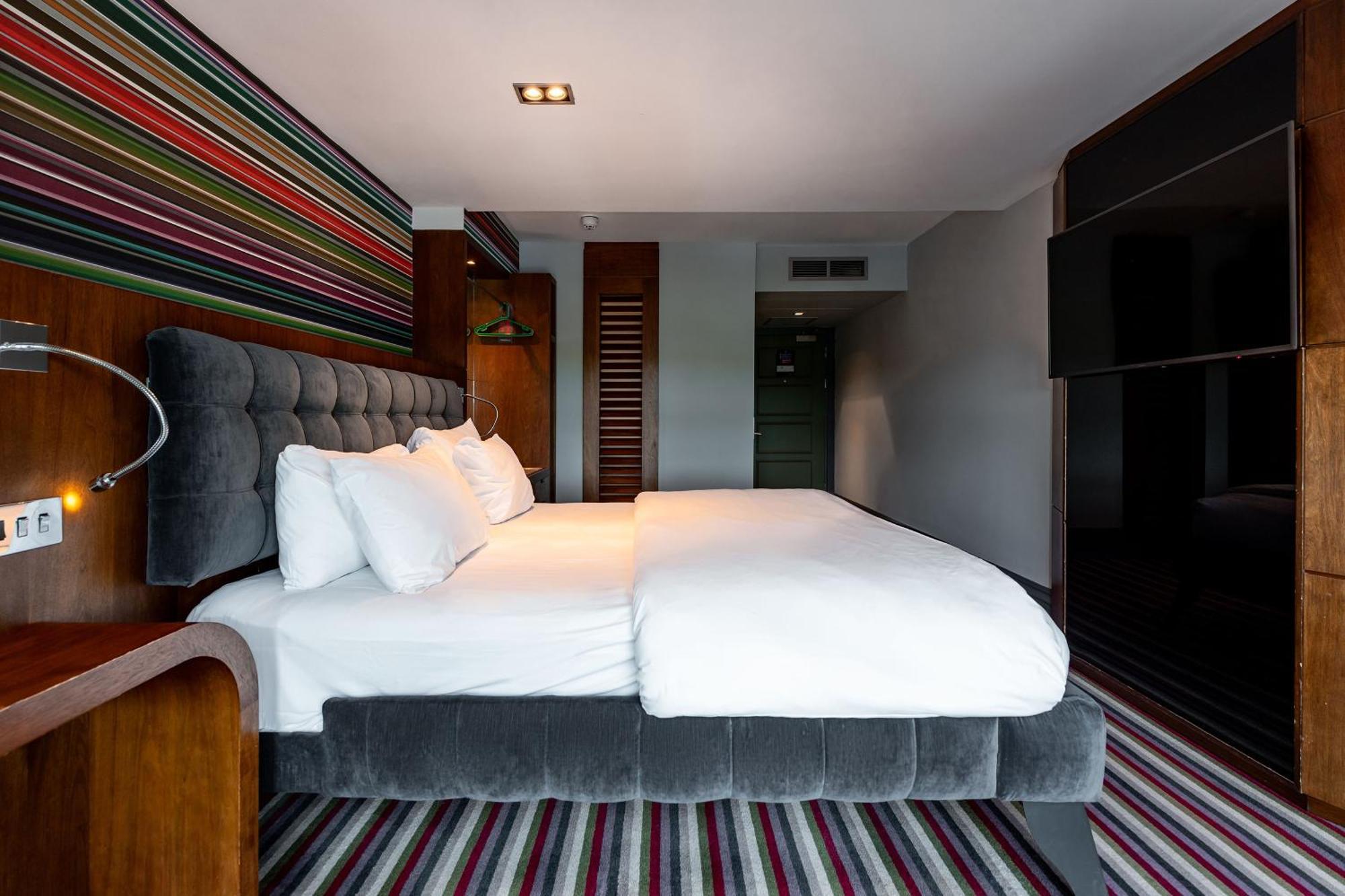 Village Hotel Manchester Ashton Екстериор снимка
